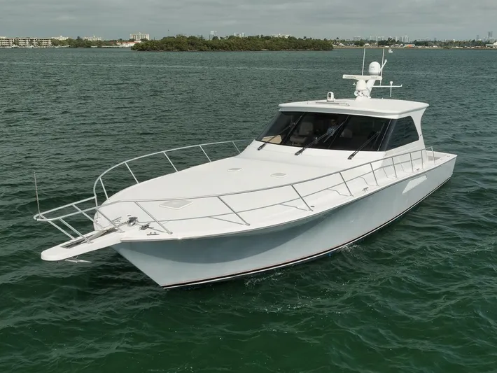 Smooth Operator Yacht Photos Pics Viking 52 Smooth Operator - Bow Profile
