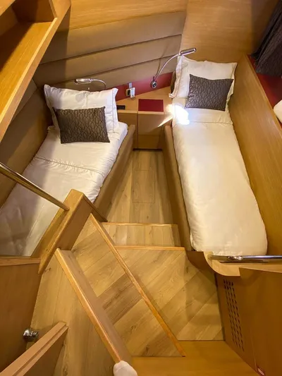  Yacht Photos Pics STAY-MINE-Yacht-weekend-yacht-charter-Amalfi-Coast.jpg