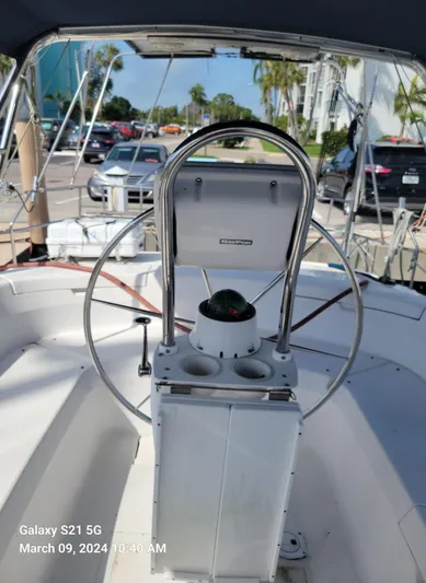 'mystic Cay' Yacht Photos Pics Helm Aft