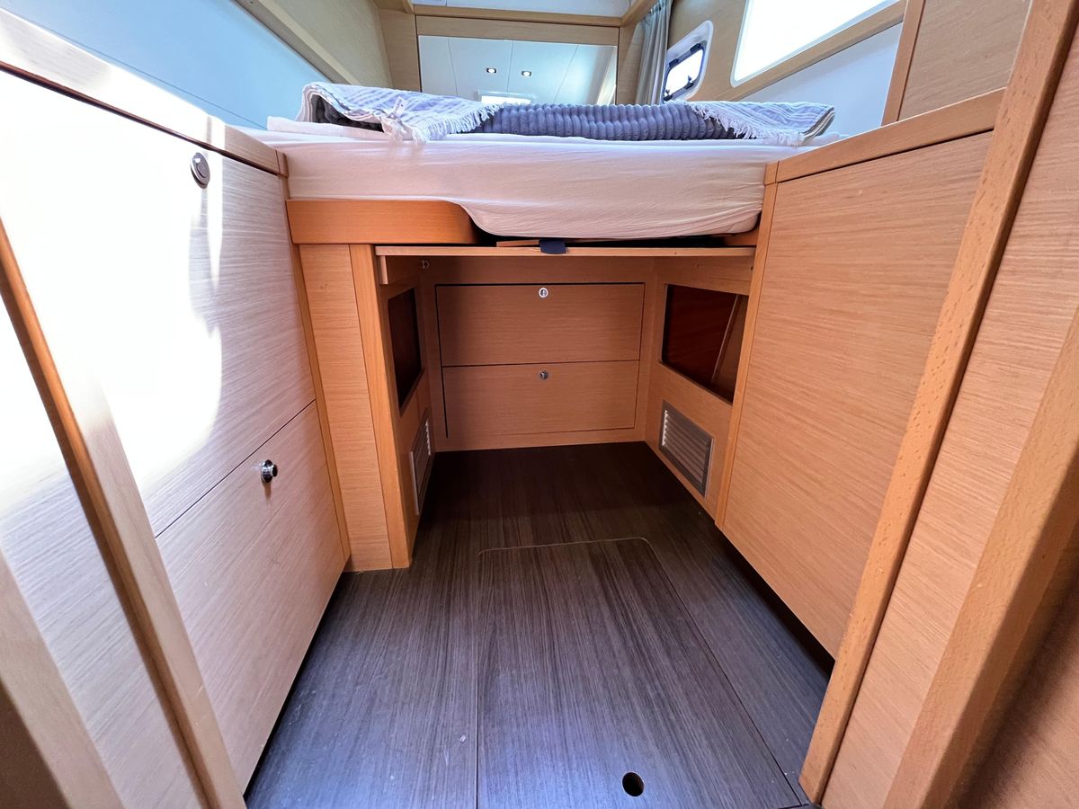 2013 Lagoon 45 