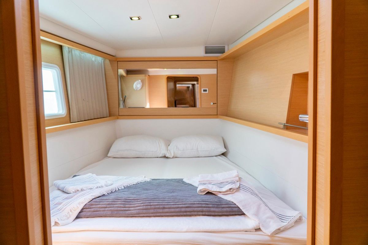 2013 Lagoon 45 