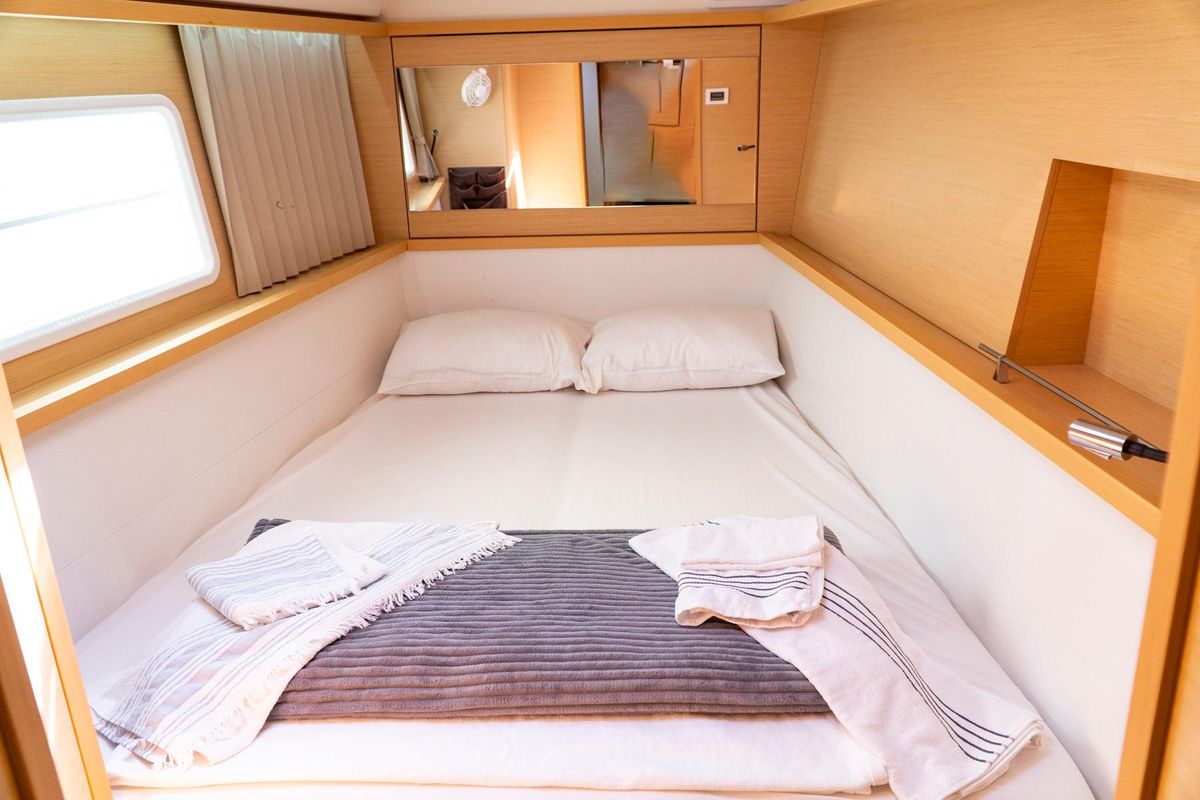2013 Lagoon 45 