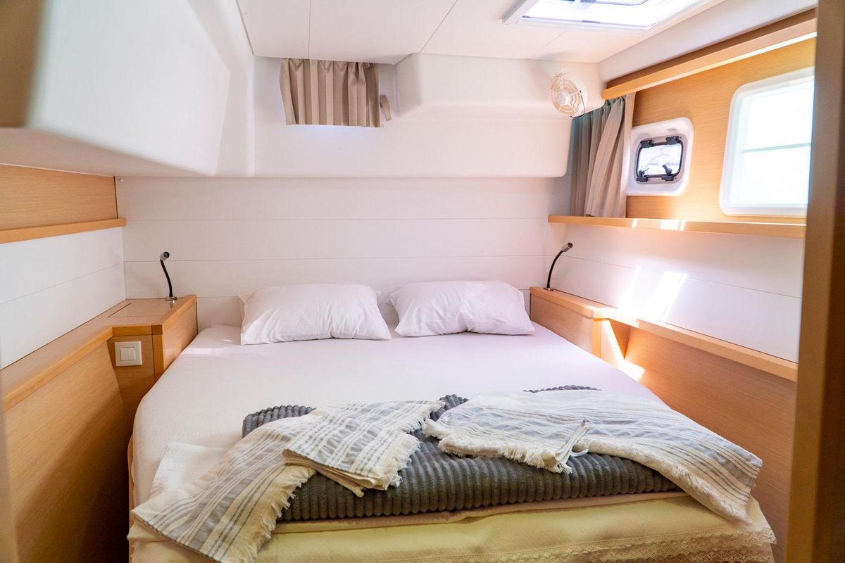 2013 Lagoon 45 