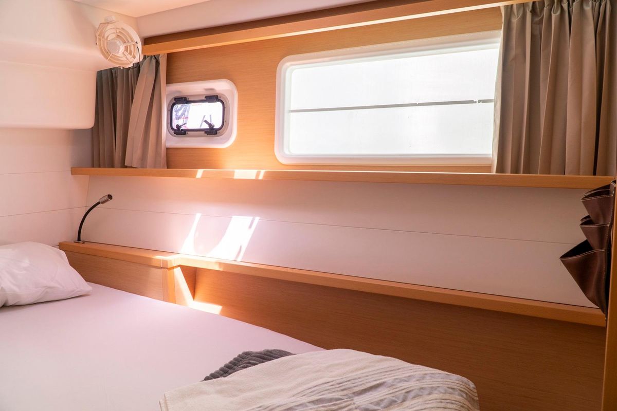 2013 Lagoon 45 