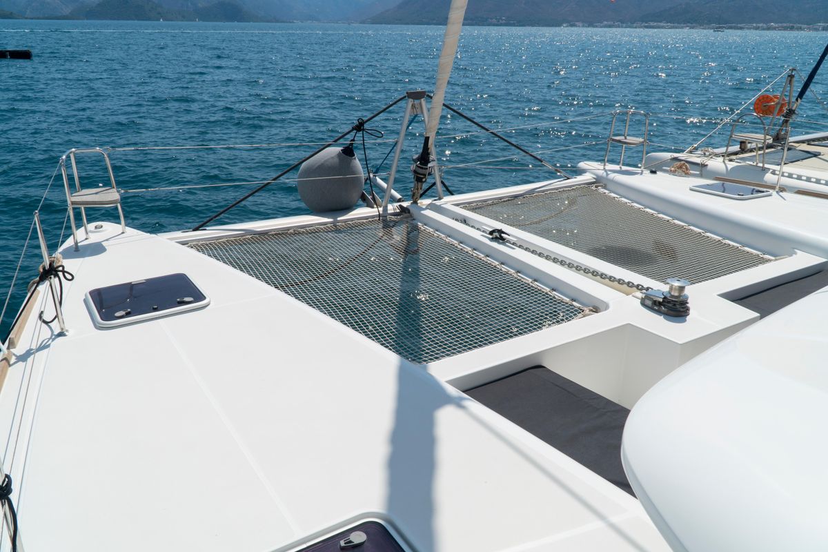 2013 Lagoon 45 
