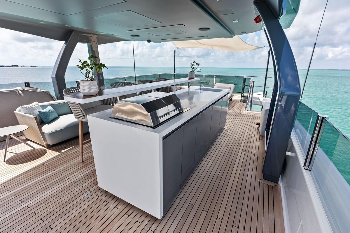 2023 Custom Line 108 