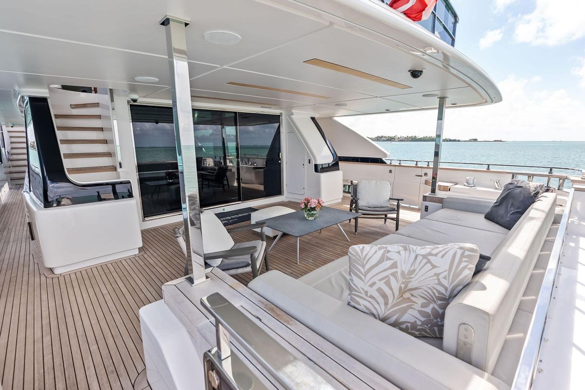 2023 Custom Line 108 