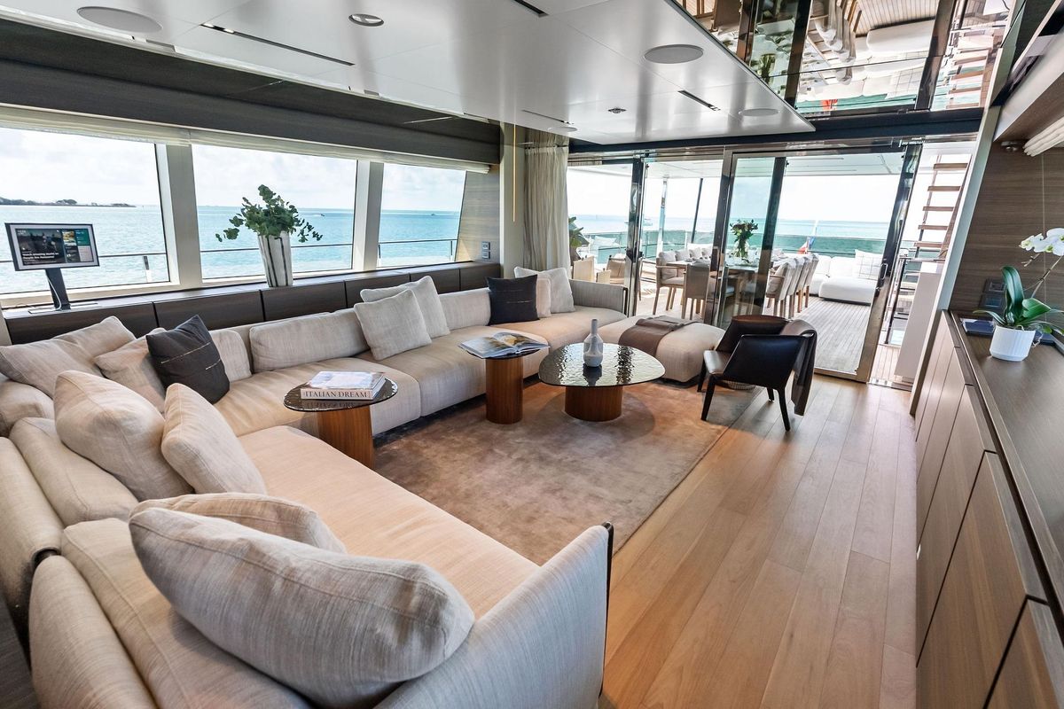 2023 Custom Line 108 