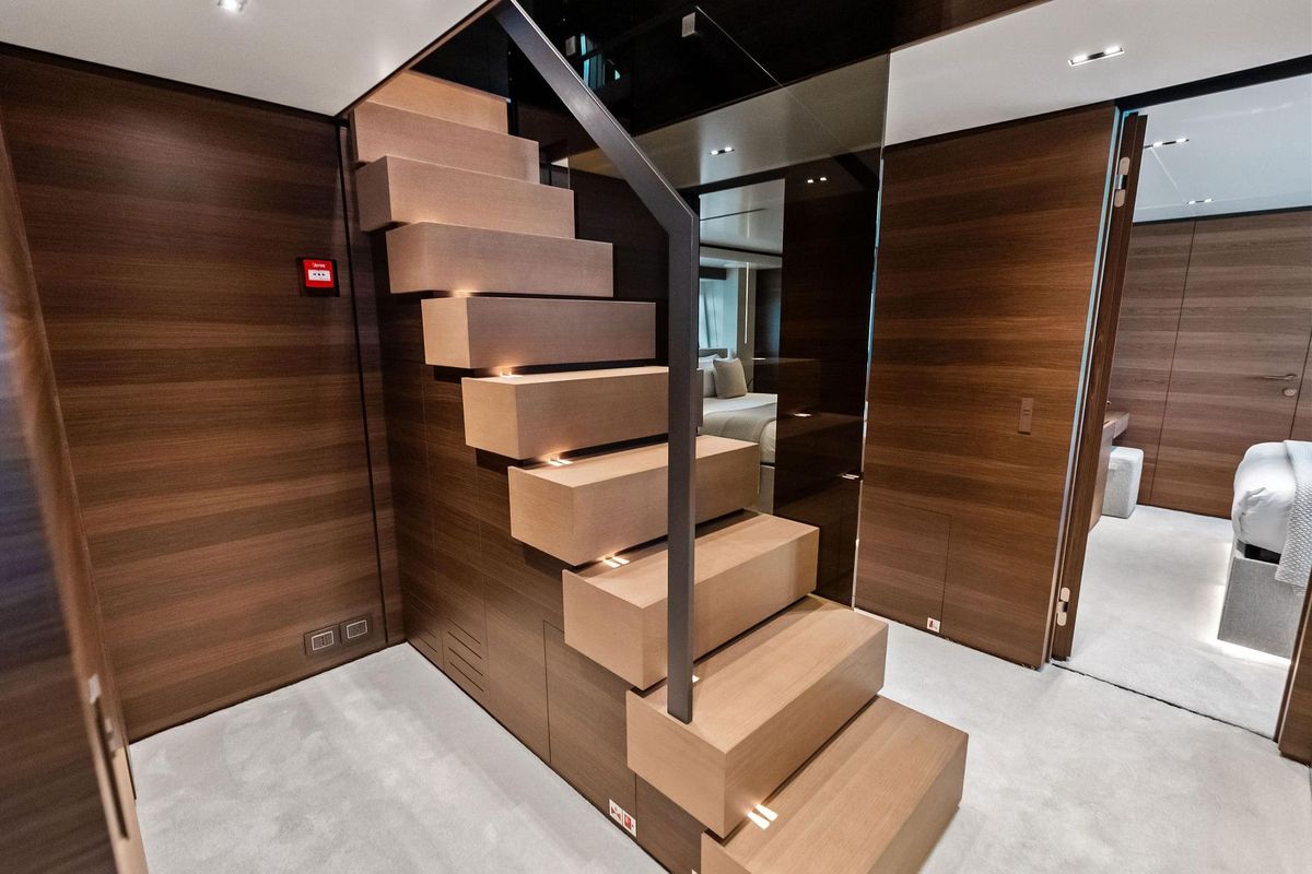 2023 Custom Line 108 