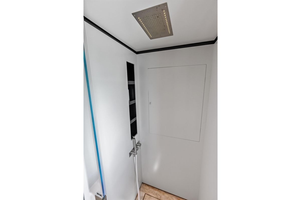 2023 Custom Line 108 