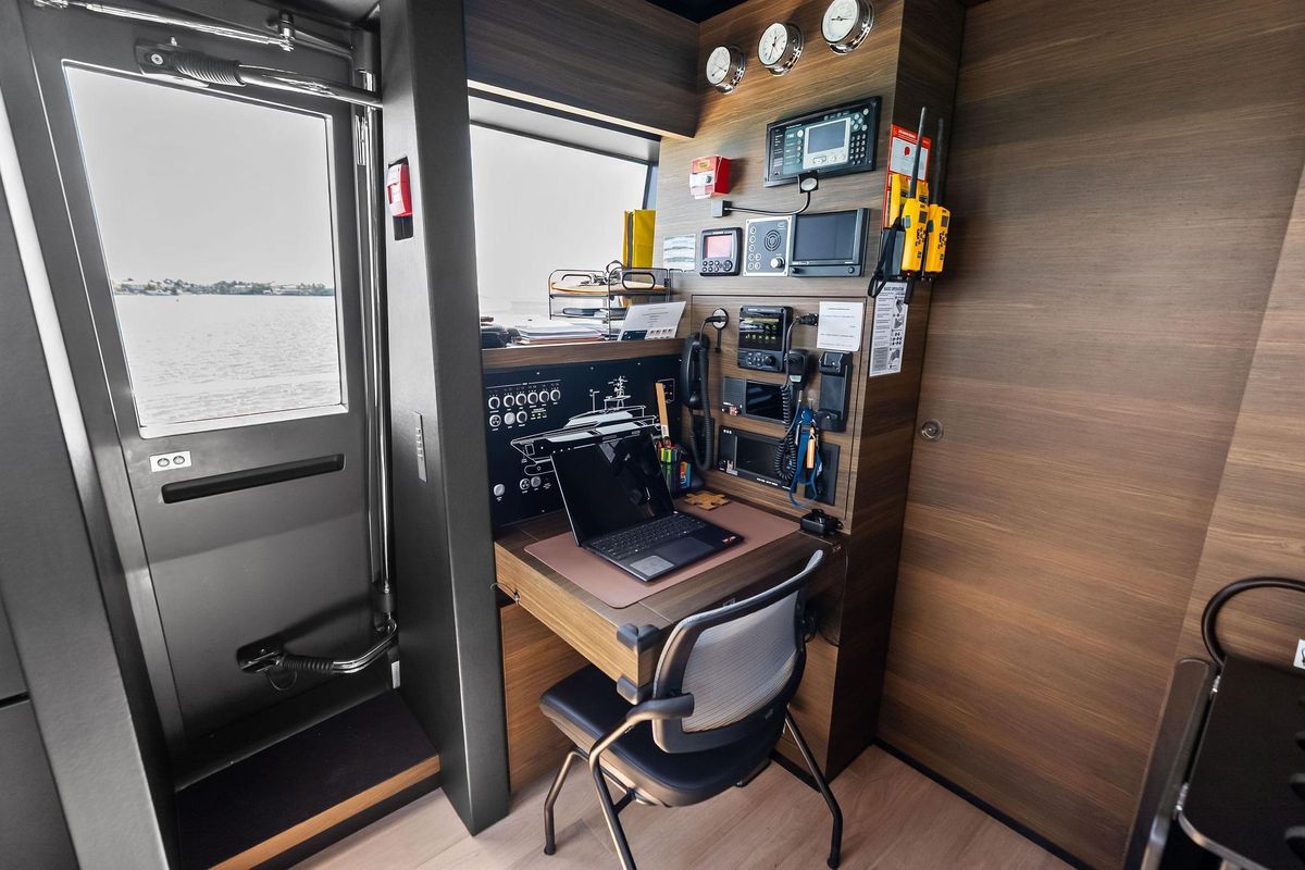 2023 Custom Line 108 