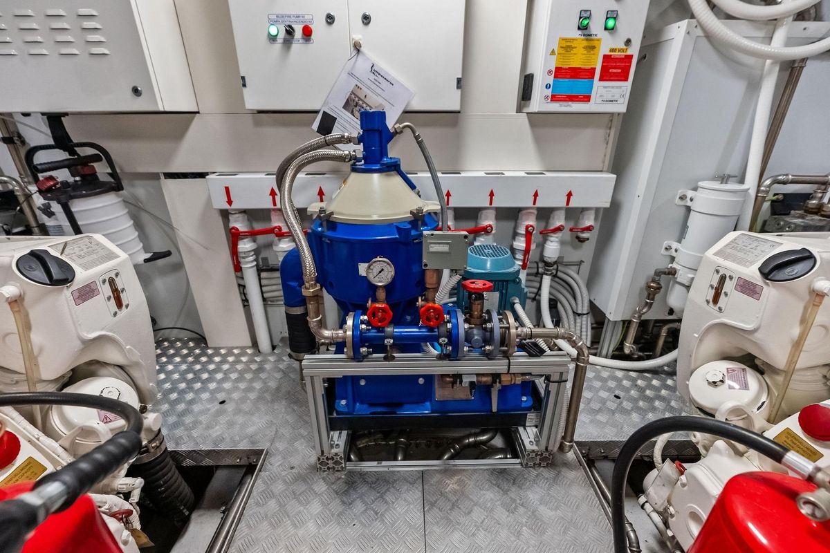 2023 Custom Line 108 