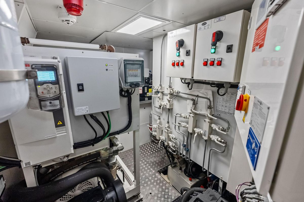 2023 Custom Line 108 