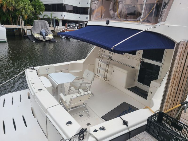 2009 Riviera 47 Enclosed Flybridge Series II