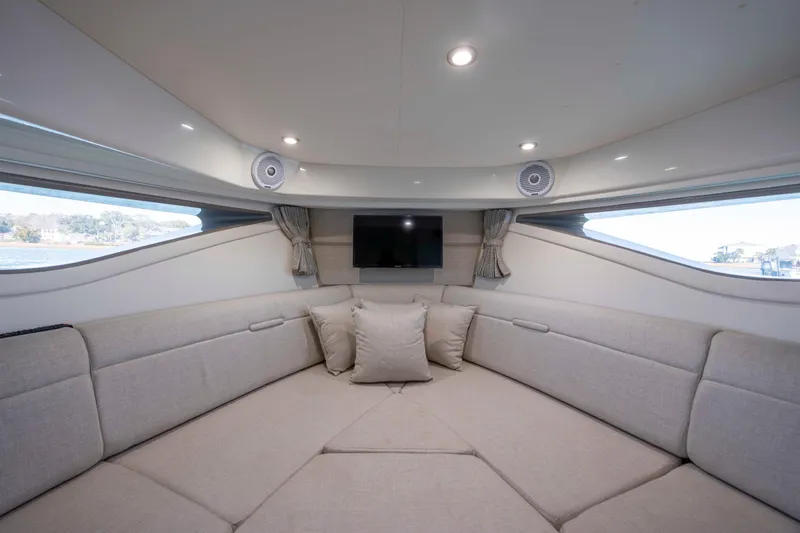  Yacht Photos Pics 2020 Sea Ray Sundancer 320 Outboard interior with plush seating and modern amenities.