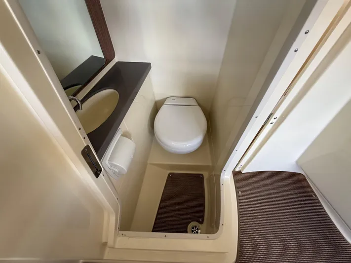  Yacht Photos Pics 2024 Chris-craft 24 Calypso - Image 9