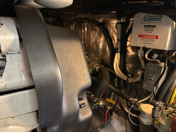 Huckleberry Friend Yacht Photos Pics 