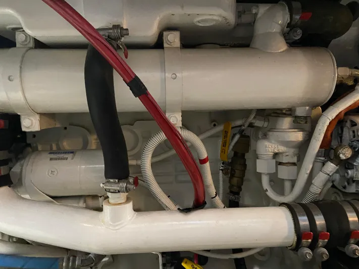 Huckleberry Friend Yacht Photos Pics 