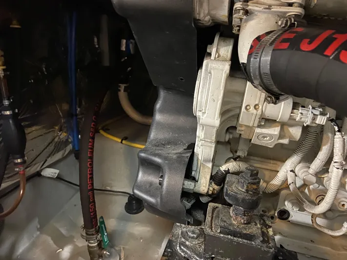 Huckleberry Friend Yacht Photos Pics 