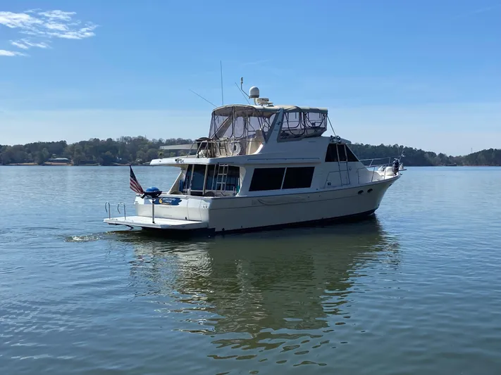 Huckleberry Friend Yacht Photos Pics 