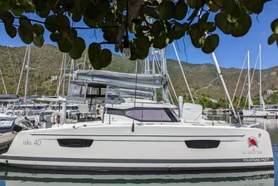 Fountaine Pajot Isla 40