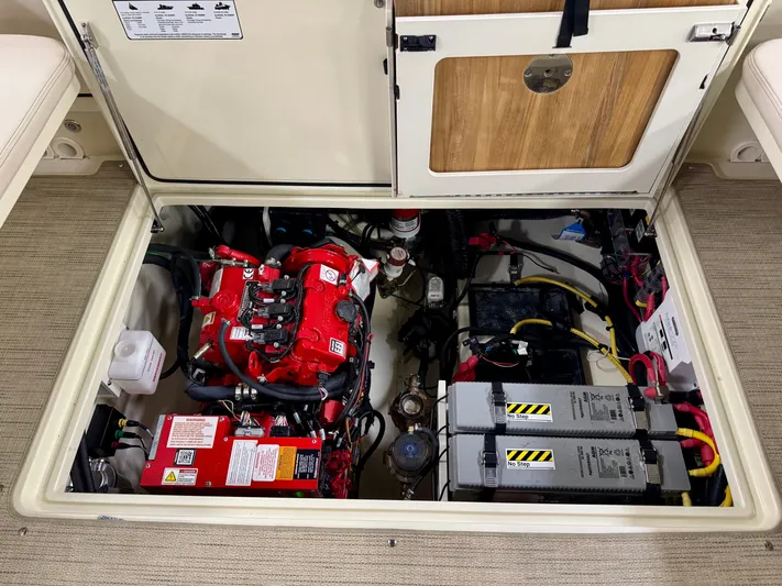  Yacht Photos Pics 2024 CHRIS-CRAFT 35 CALYPSO - Image 18