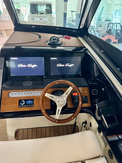  Yacht Photos Pics 2024 CHRIS-CRAFT 35 CALYPSO - Image 17