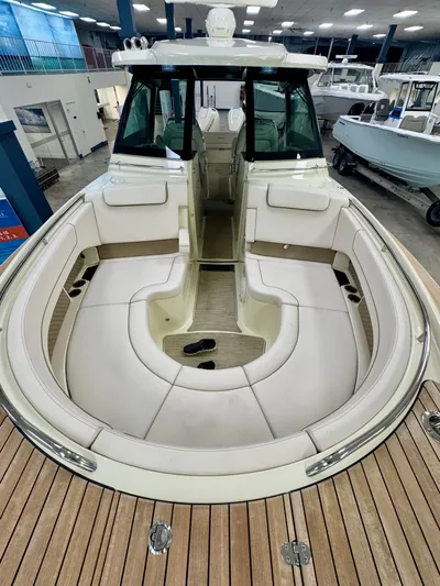  Yacht Photos Pics 2024 CHRIS-CRAFT 35 CALYPSO - Image 16