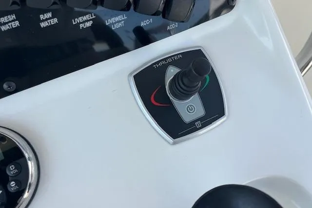  Yacht Photos Pics Control panel of a 2006 Boston Whaler 320 Outrage Cuddy Cabin boat.