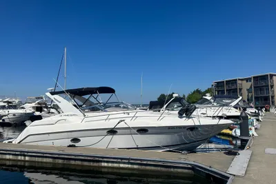Regal 3260 Commodore