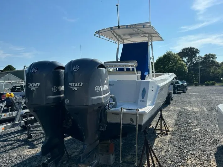  Yacht Photos Pics 2013 Contender 28 Tournament boat with twin Yamaha 300 V6 engines.