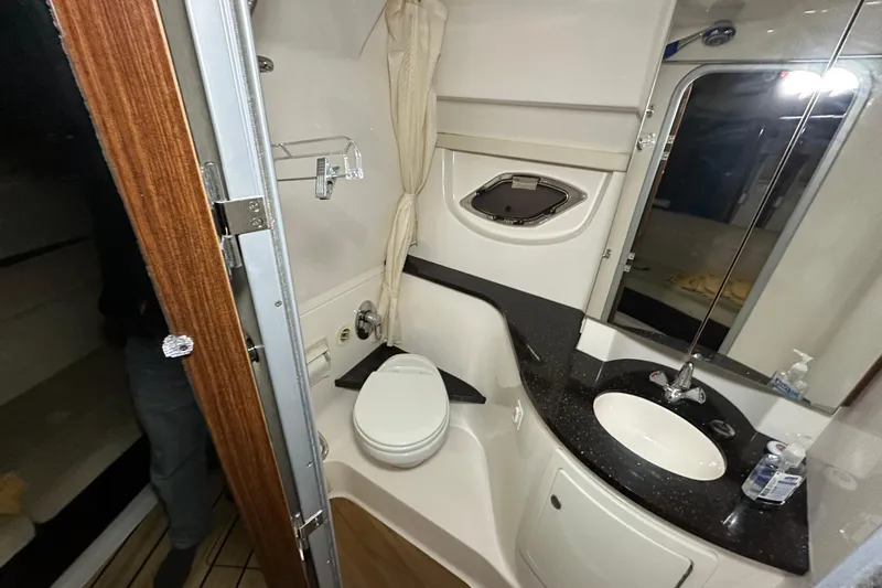 Roe Boat Yacht Photos Pics Head