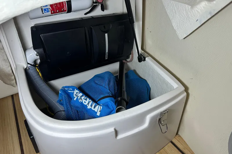 Roe Boat Yacht Photos Pics Central Vacuum&nbsp;