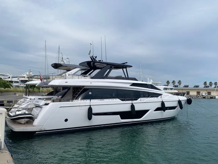 Kayra 1 Yacht Photos Pics 