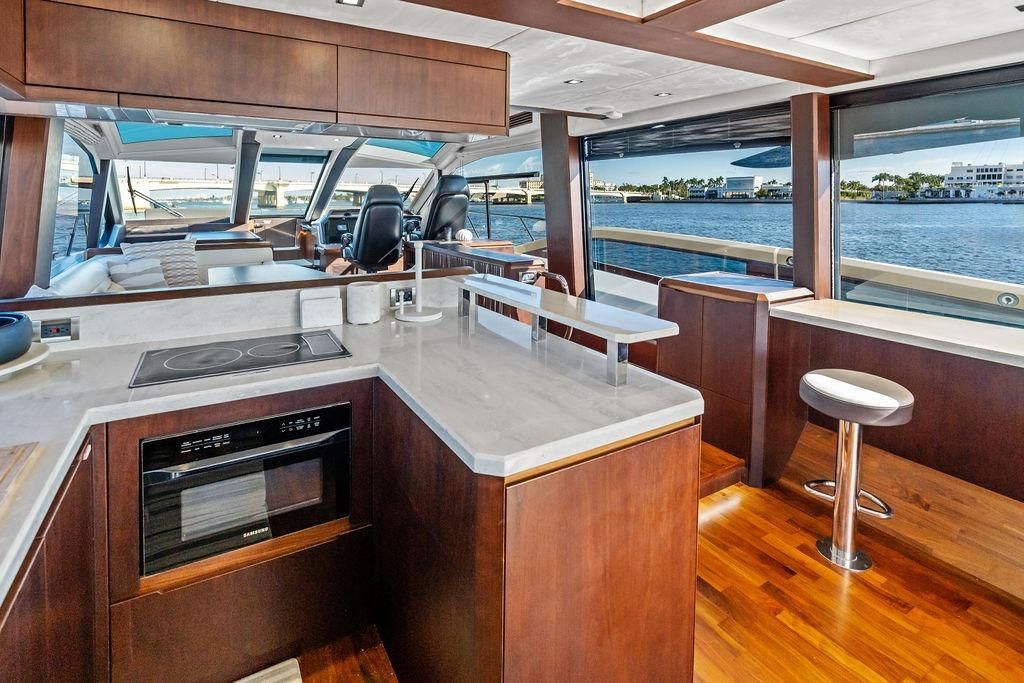 2018 Galeon 64 