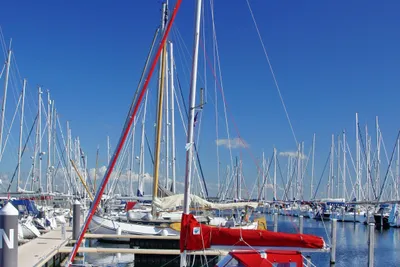 2014 Custom Astus 24