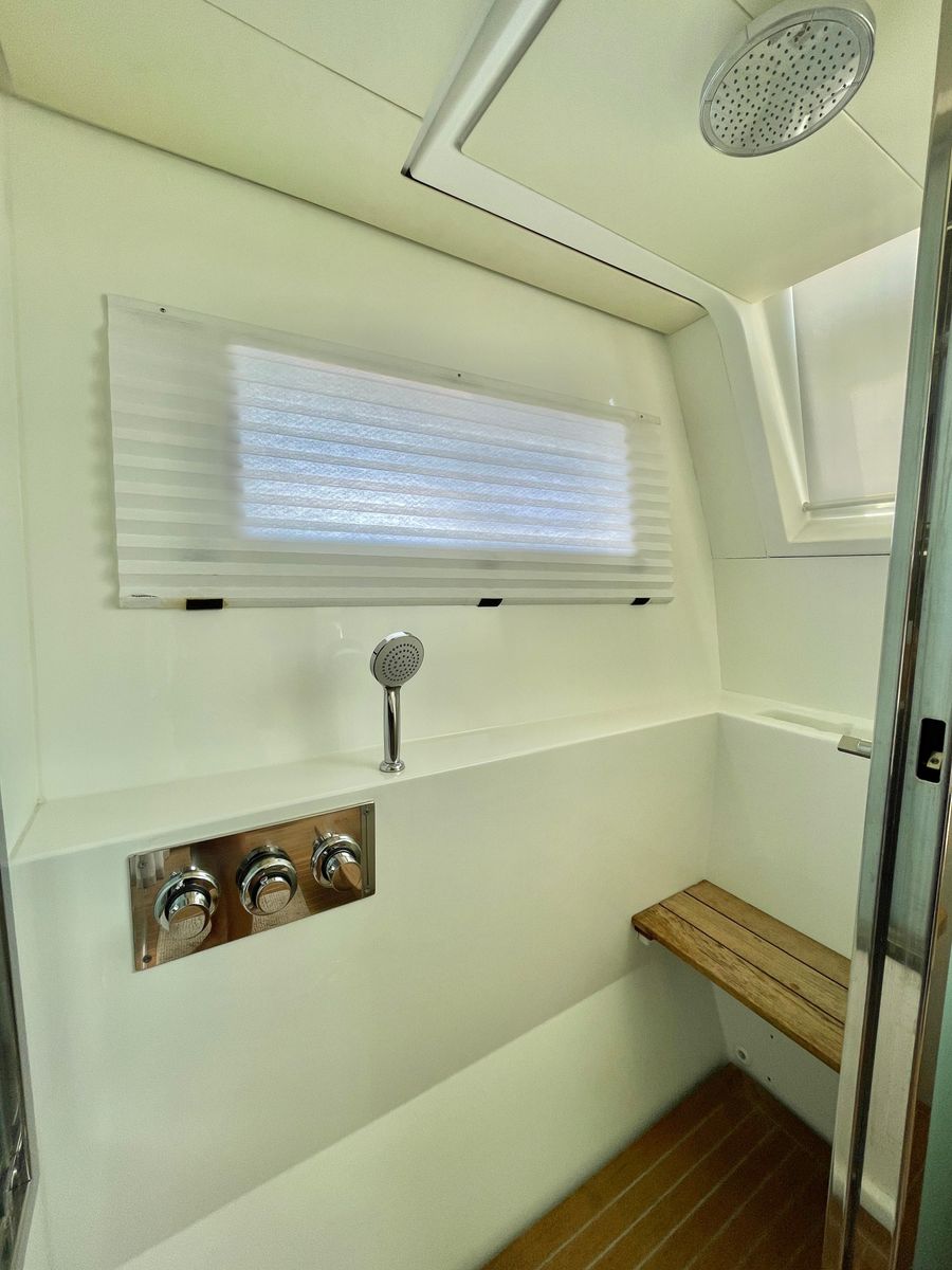 2018 Lagoon 62 