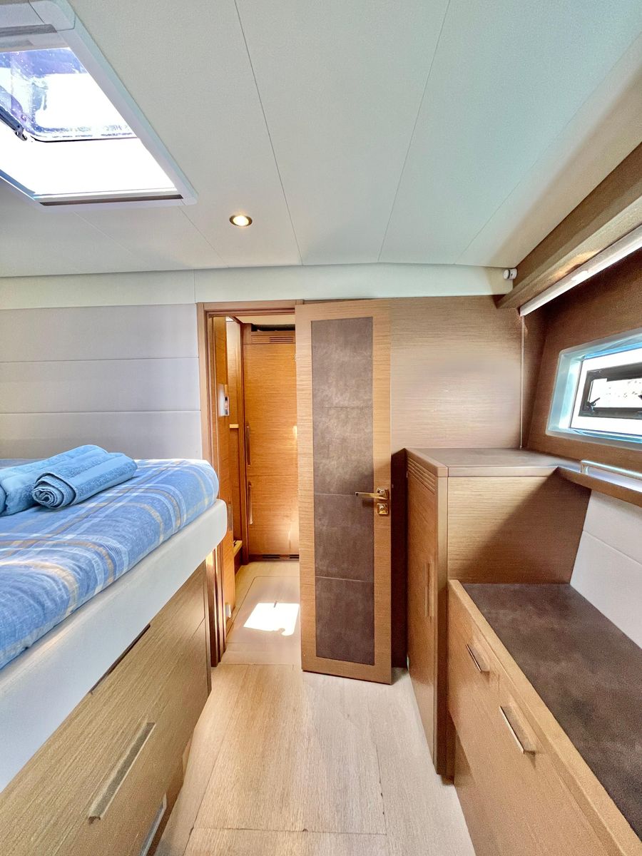 2018 Lagoon 62 