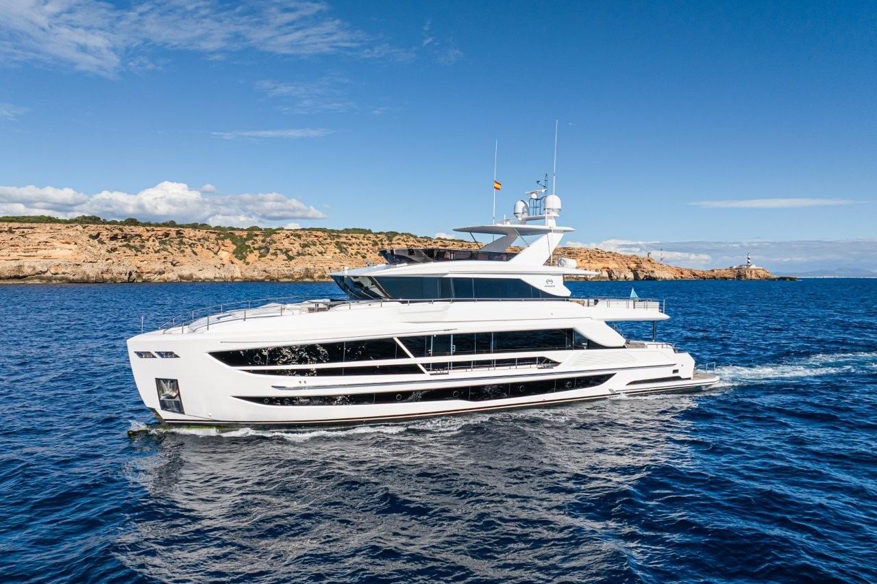 2025 Horizon FD100 Tri-Deck