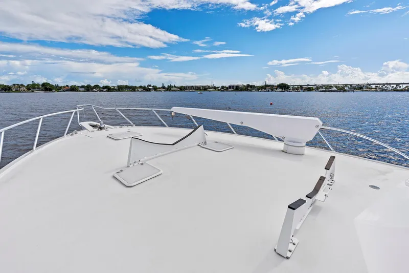 Nautical Nomad Yacht Photos Pics 