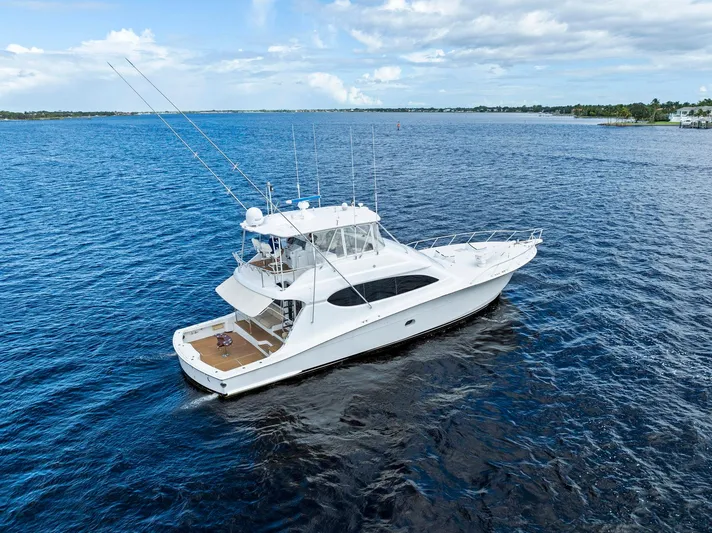 Nautical Nomad Yacht Photos Pics 