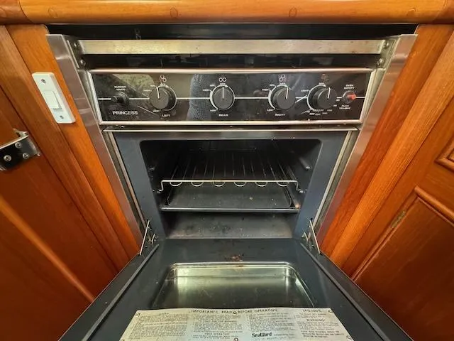 Encore Yacht Photos Pics 