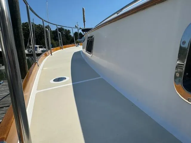 Encore Yacht Photos Pics 