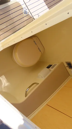  Yacht Photos Pics 2018 Chris-Craft Launch 34 boat interior with compact bathroom amenities.