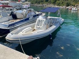 2005 Cobra Ribs 8.8m