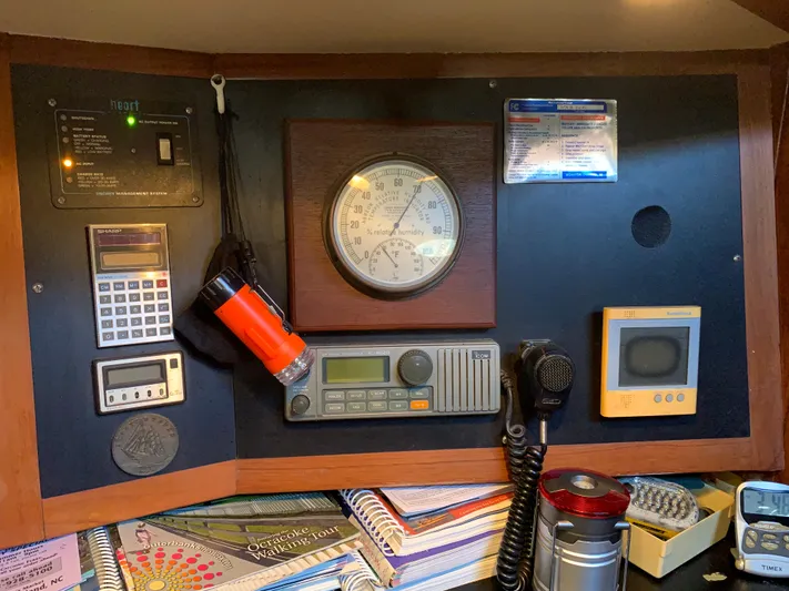 Legacy Yacht Photos Pics 