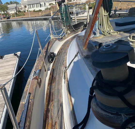 Legacy Yacht Photos Pics 