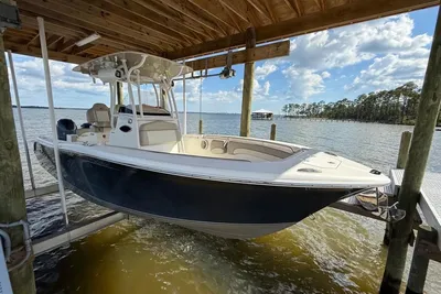 2017 NauticStar 25 XS with Tandem trailer