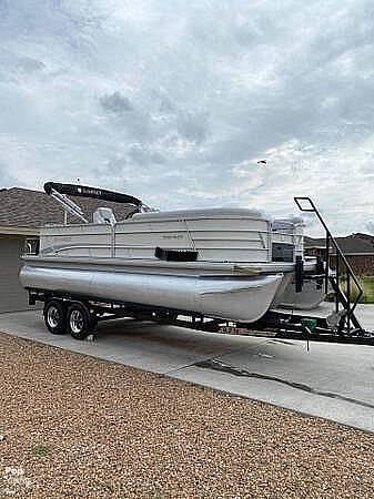 2021 Godfrey SW2286FS