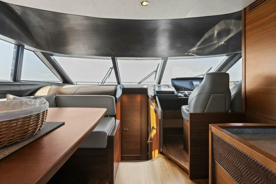 2016 Princess 60 